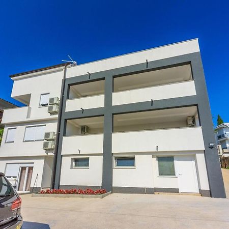 Apartments Cvetkovic Цриквениця Екстер'єр фото