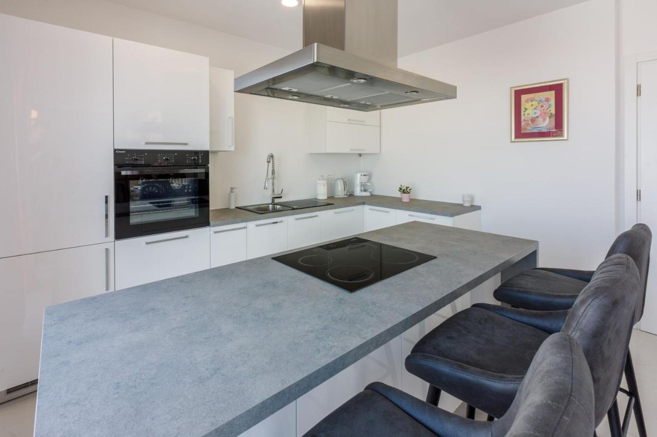 Apartments Cvetkovic Цриквениця Екстер'єр фото