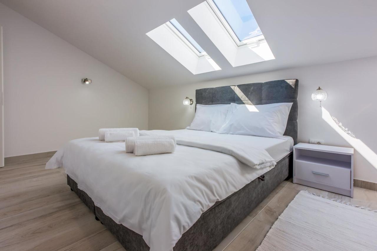 Apartments Cvetkovic Цриквениця Екстер'єр фото