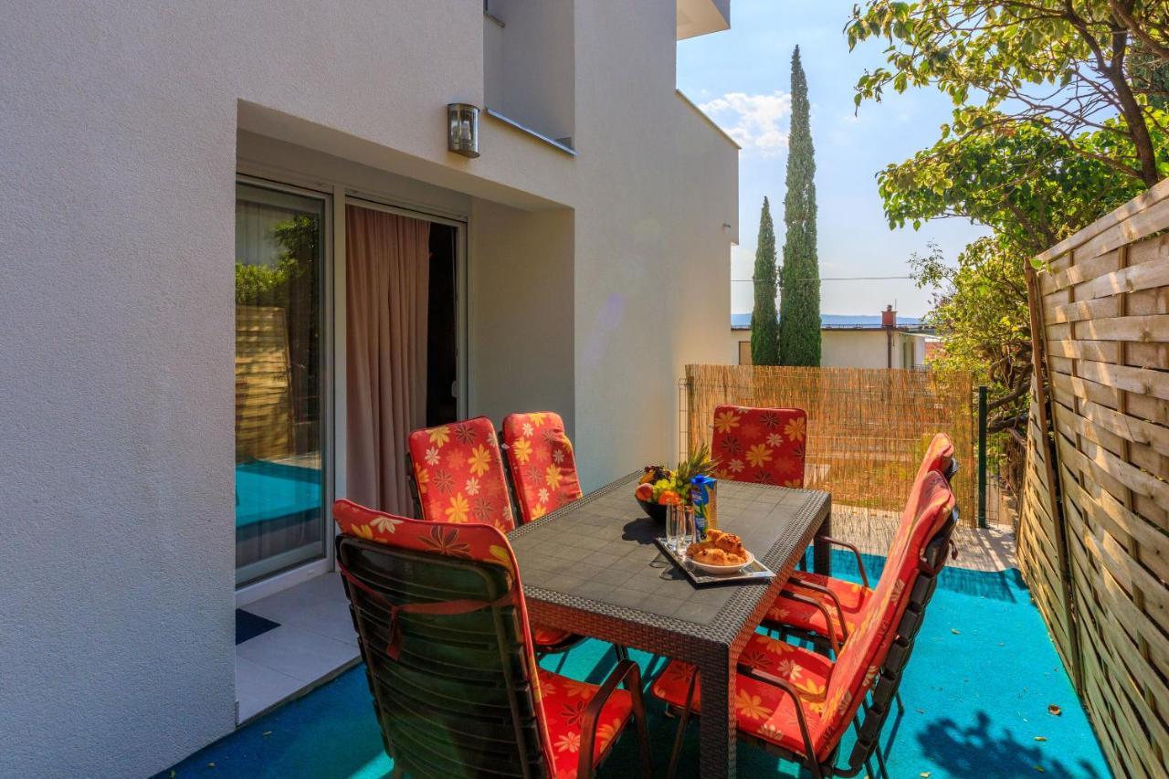 Apartments Cvetkovic Цриквениця Екстер'єр фото