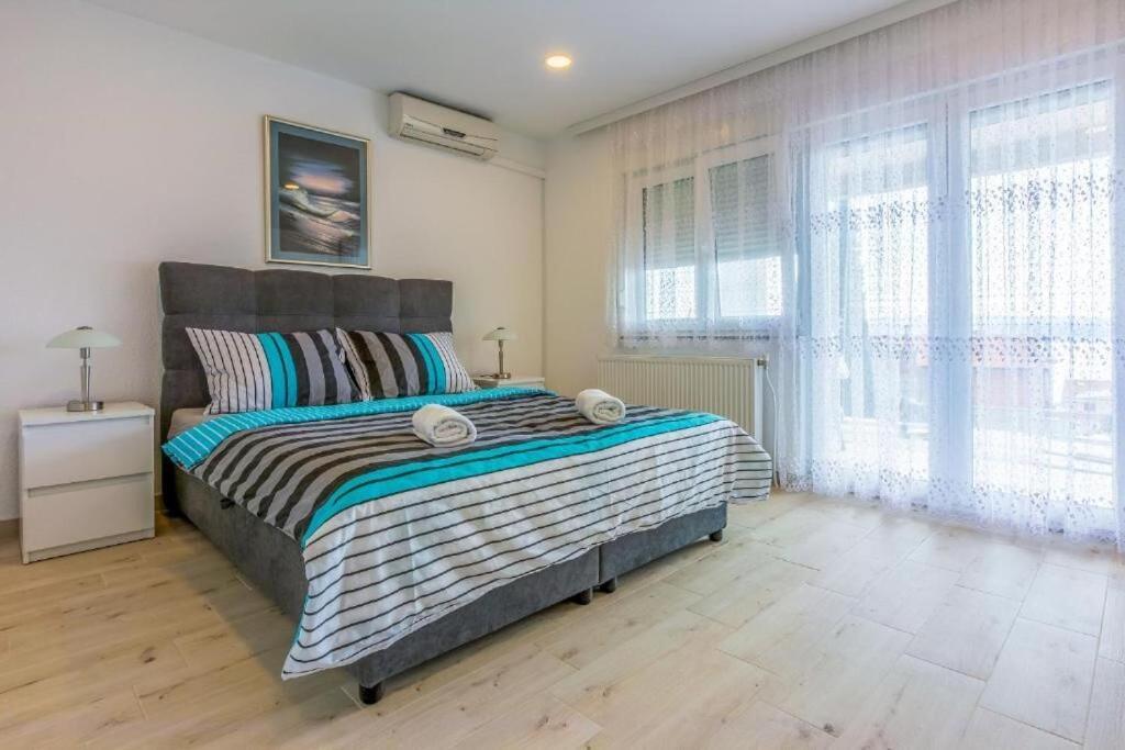 Apartments Cvetkovic Цриквениця Екстер'єр фото